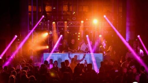 Lichtshow Dj Booth | Grand Cafe Staal Rotterdam | Forward Events Licht en Gelluid Verhuur